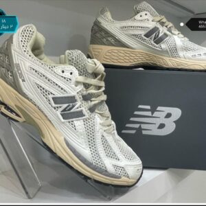 ابيض فاتح مع رمادي -18